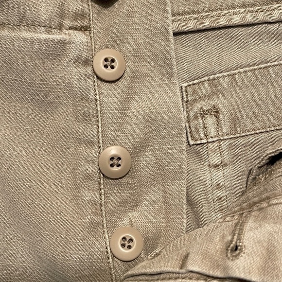 Free People Raw Patched Frayed Cutoff Mini Shorts Beige 100% Cotton Sz 8 - Picture 8 of 9